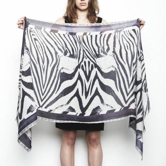 SCARF, 70% Wool & 30% Cotton, ZEBRA Abstract - Picture 1 of 2